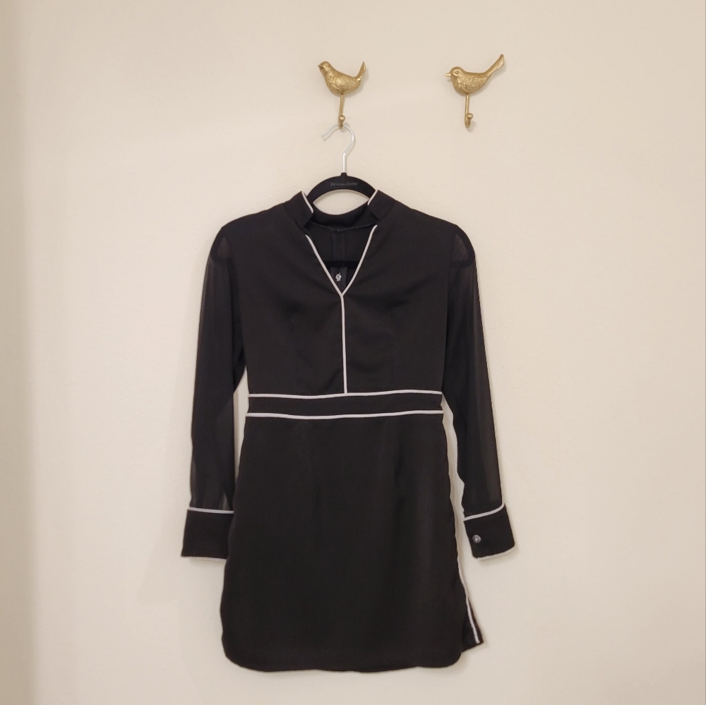 Black dress see through sleeves with zipper on the back